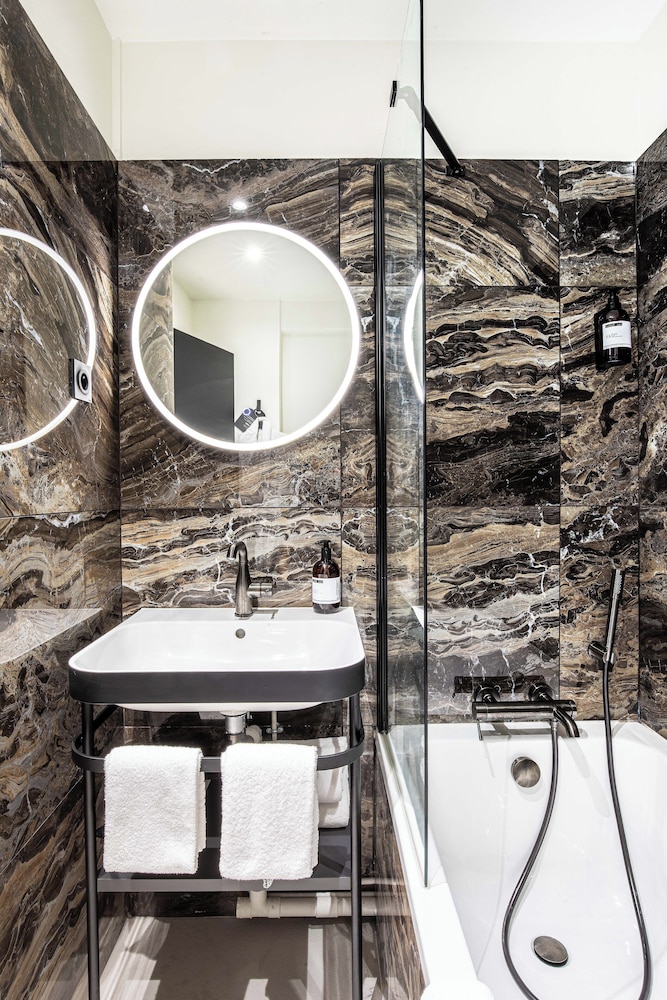 The Originals Boutique Hotel Saint Jean Dacre La Rochelle Vieux Port 68/68
