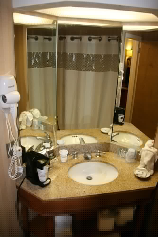 Hampton Inn Louisville-Airport 45/56
