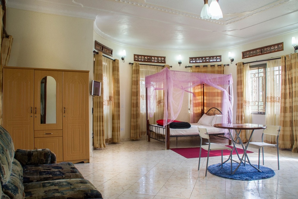 Palace Hotel 29/46