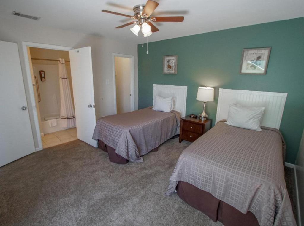 2 Bedrooms, Town House, Bay Side