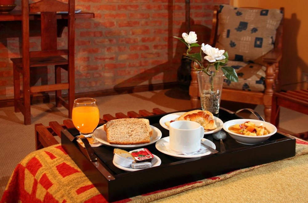 HOSTERIA POSTA SUR. 16/24