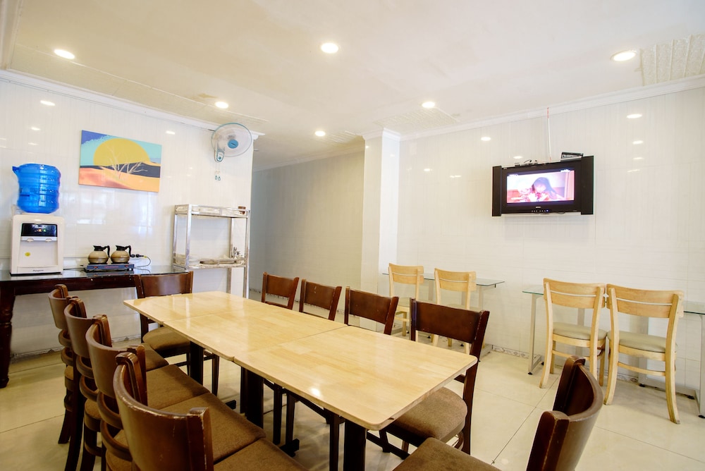 Saigon Charm Hotel 41/49