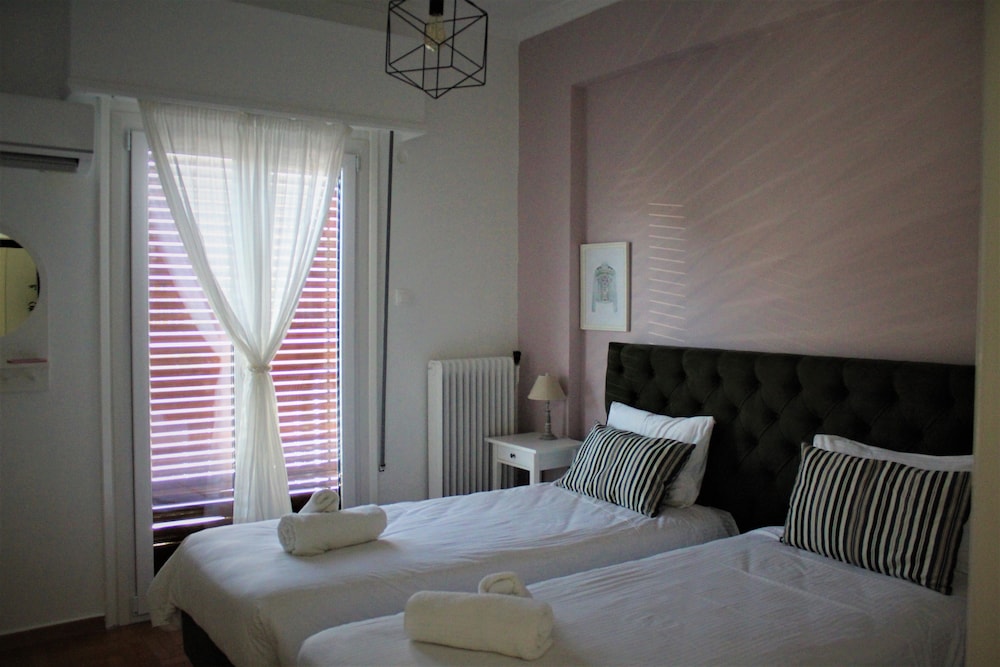 2 Bedrooms, Comfort, Apartment, Queen and Twin Beds, 2 Trundle Beds, Balcony, Annex
