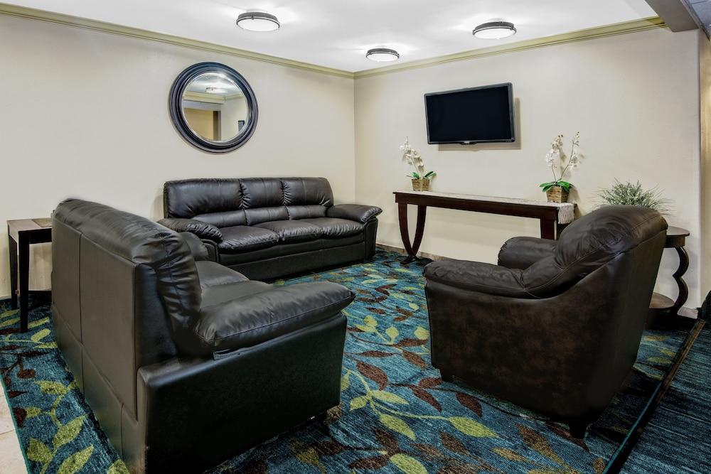 Candlewood Suites Galveston 35/53