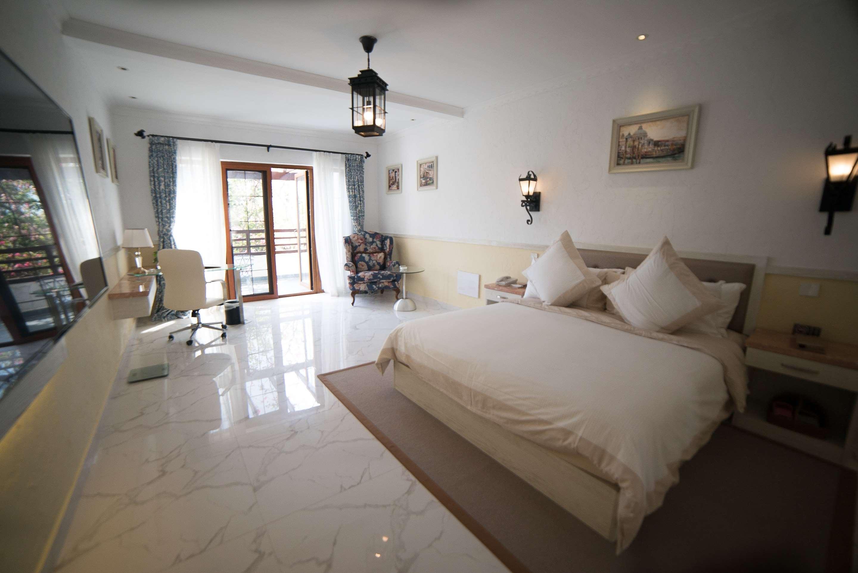 International Resort Hotel Sanya 13/48