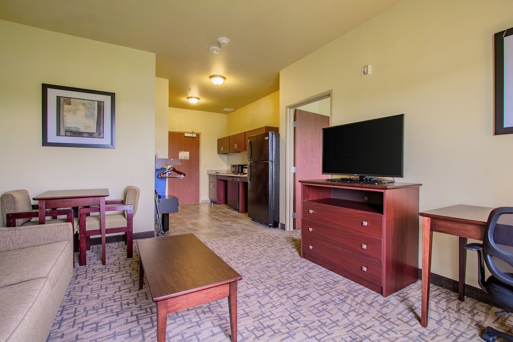 Cobblestone Hotel & Suites - Orrville 16/22