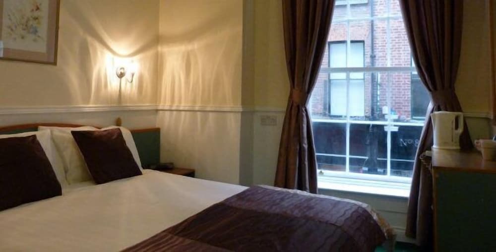 Riverhouse Hotel 33/50