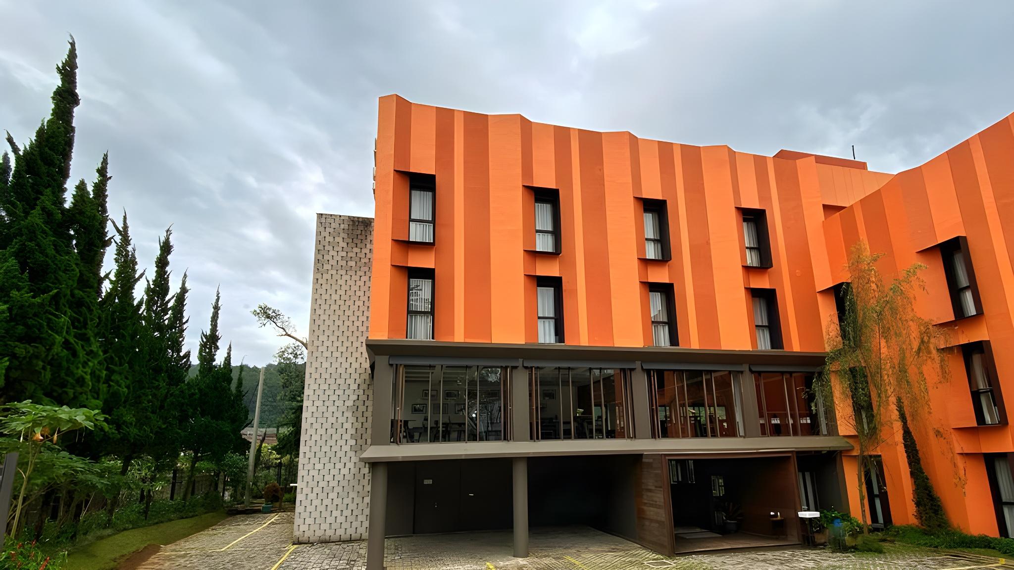 Grand Metro Hotel Puncak 4/55
