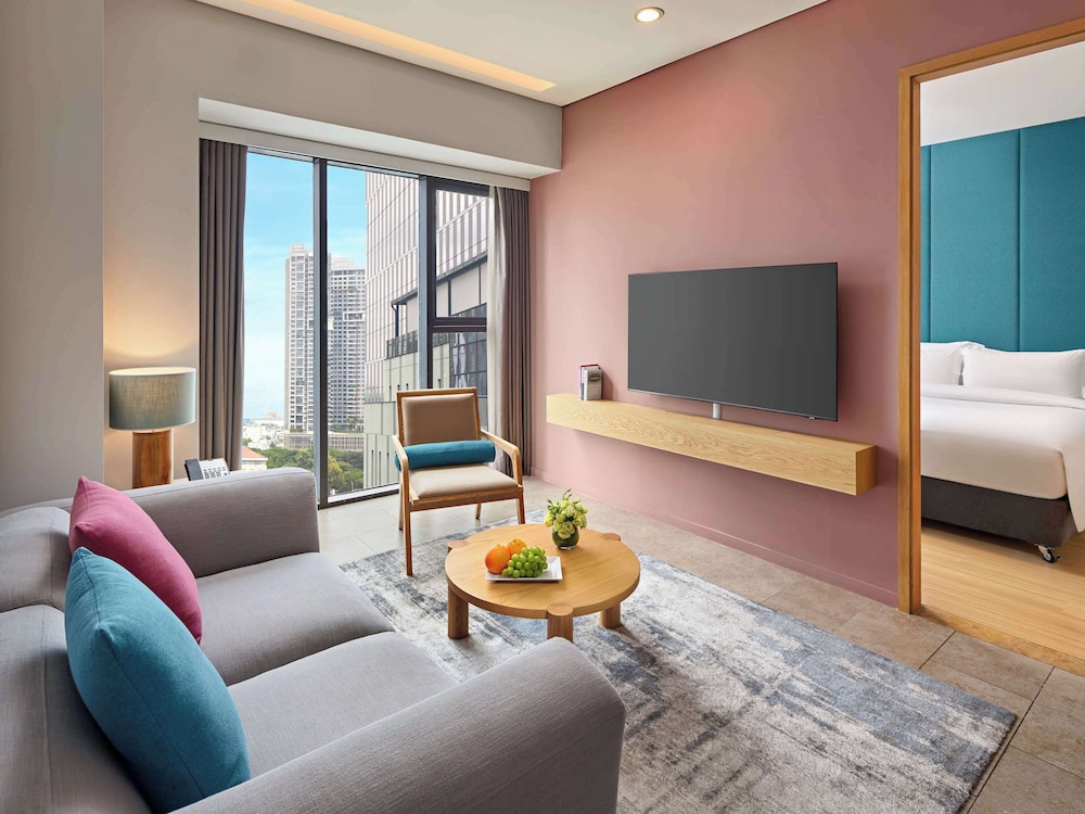 Novotel Living Saigon South 38/62