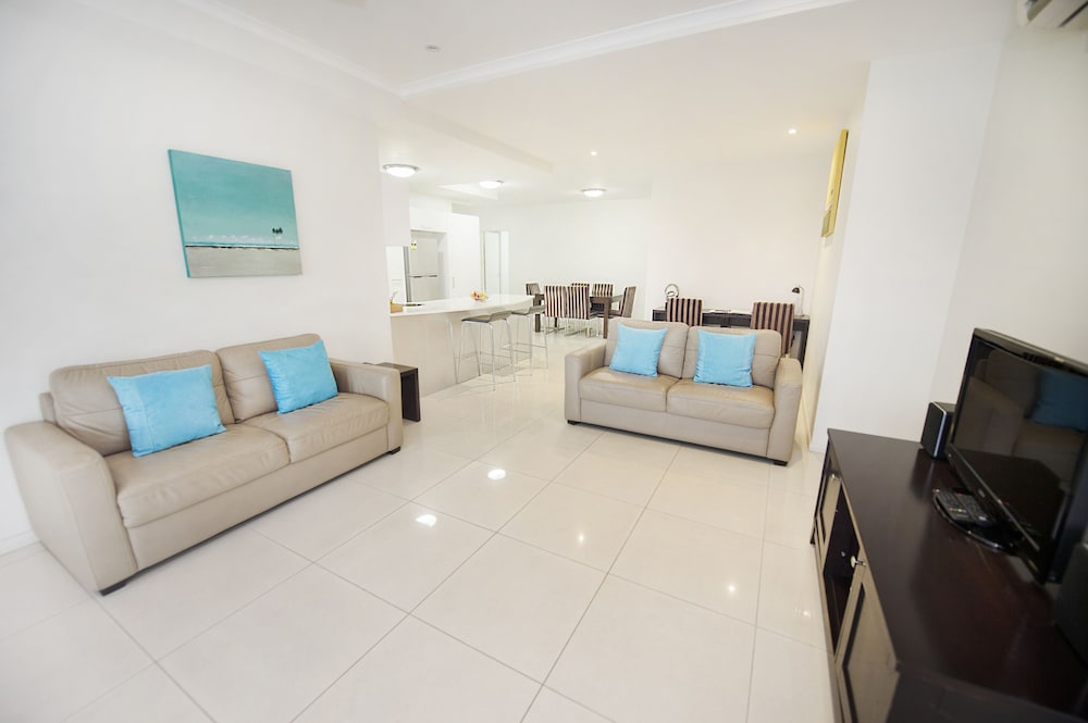 GLADSTONE CITY CENTRAL APARTMENT HOTEL 34/46
