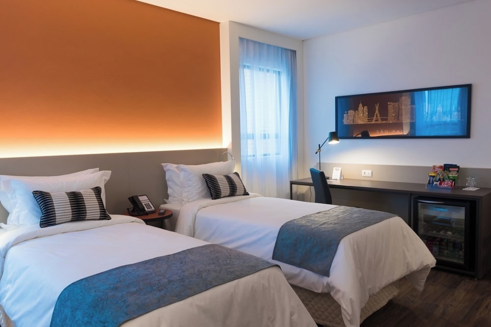 STANDARD, TWIN BEDS