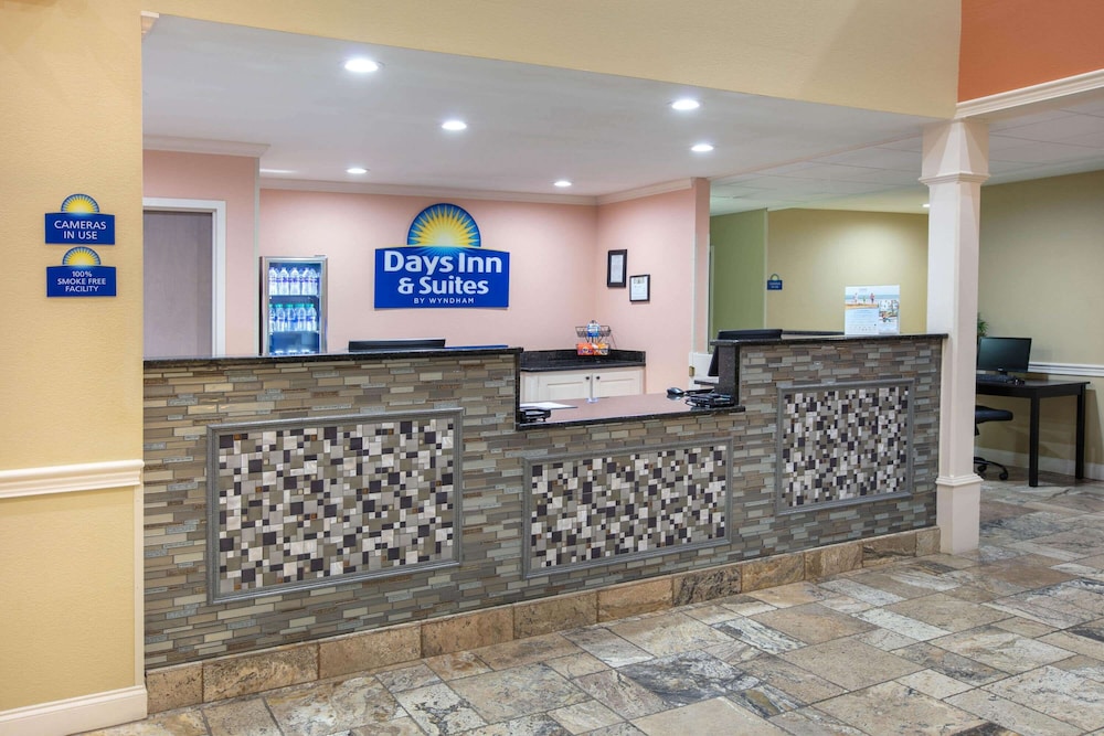 Days Inn And Suites By Wyndham Florence Jackson Area 8/50