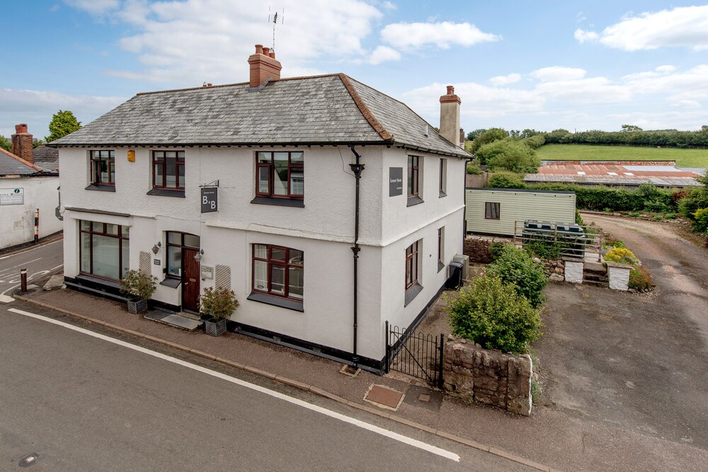 Exmoor House - Guest House 1/50