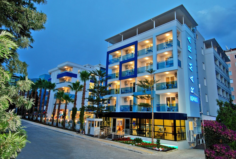 Kleopatra Ramira Hotel 1/36