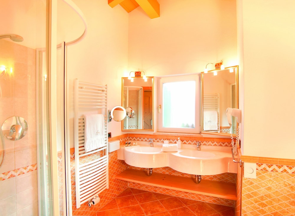 Mountain Spa Resort Albion 73/73