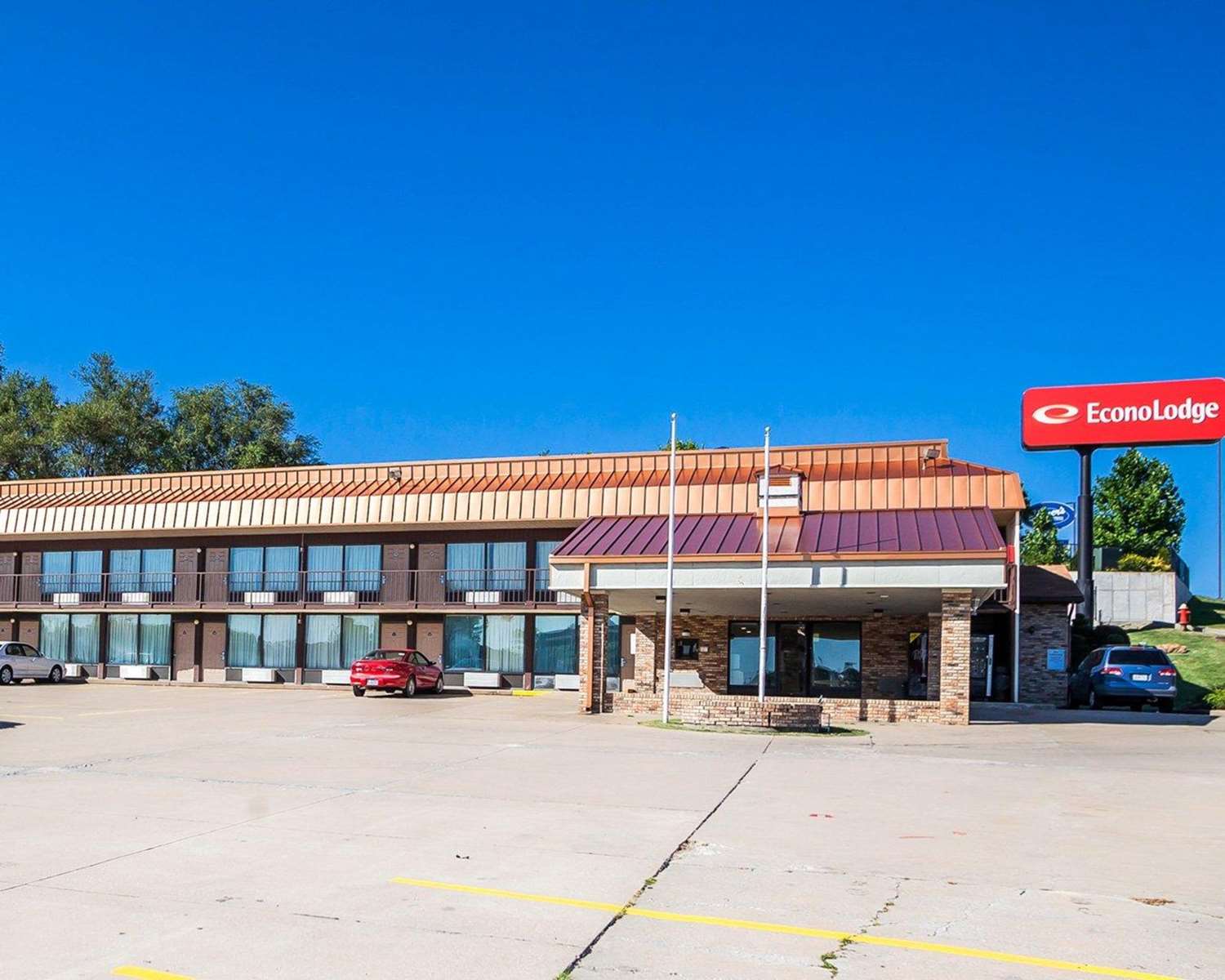 Econo Lodge Jefferson City 2/41