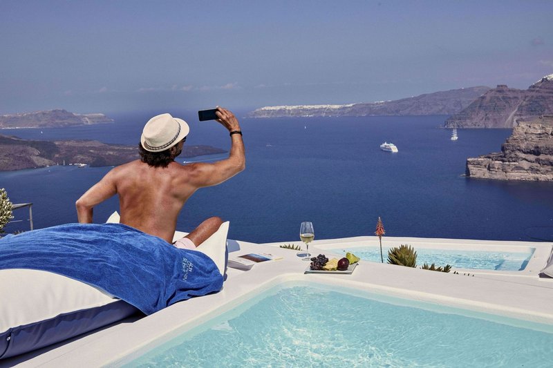 Alti Santorini Suites - Adults Only 22/39
