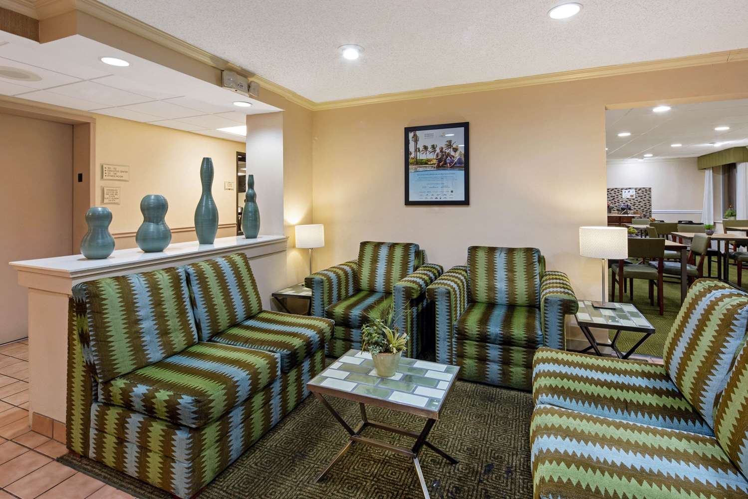 La Quinta Inn & Suites by Wyndham Sawgrass 40/55