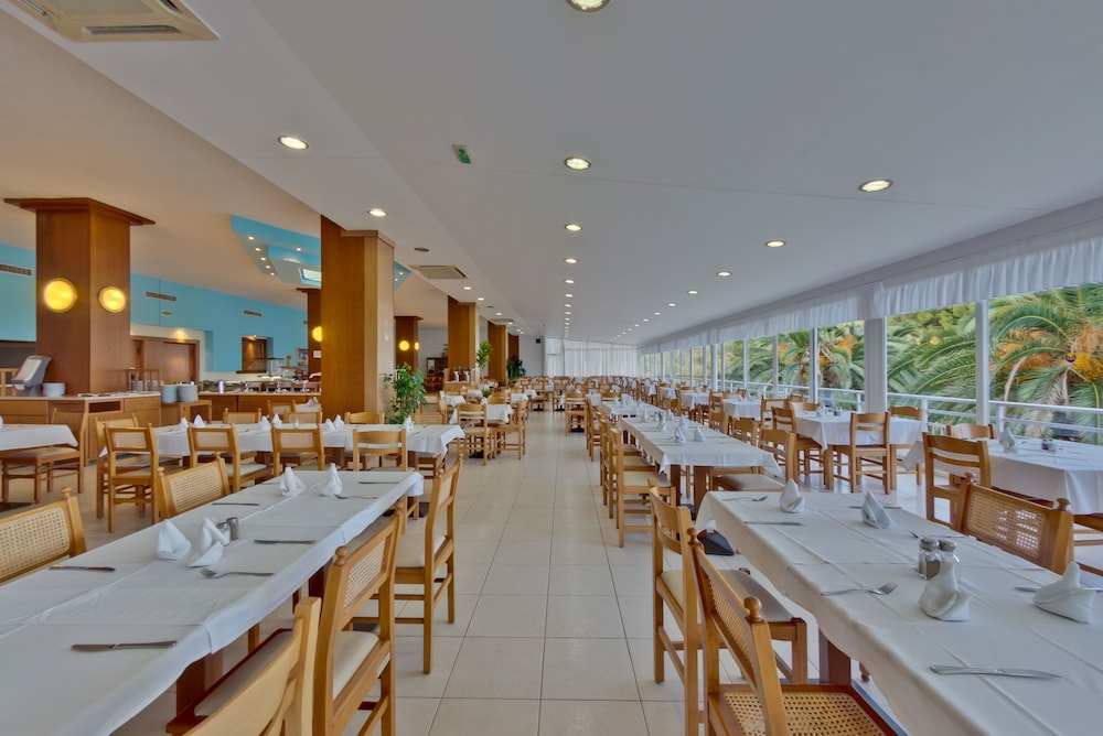 Mendi Beach Hotel 33/50