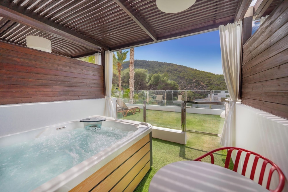 Palladium Hotel Cala Llonga - Adults Only 41/79