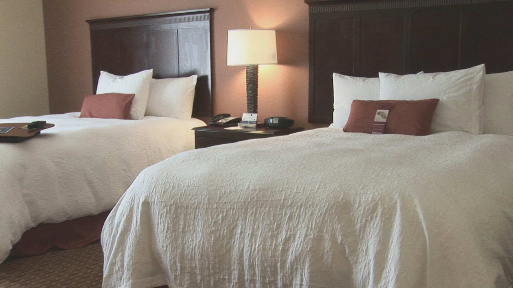 Hampton Inn and Suites Sevierville at Stadium Drive 8/40