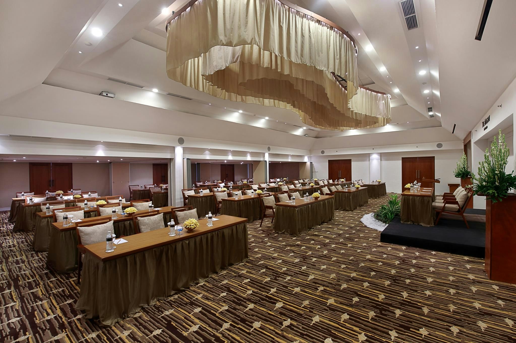 The Magani Hotel And Spa 53/74