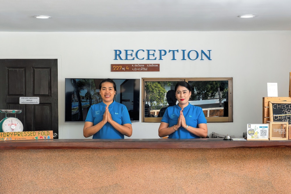 Dolphin Bay Resort 6/69