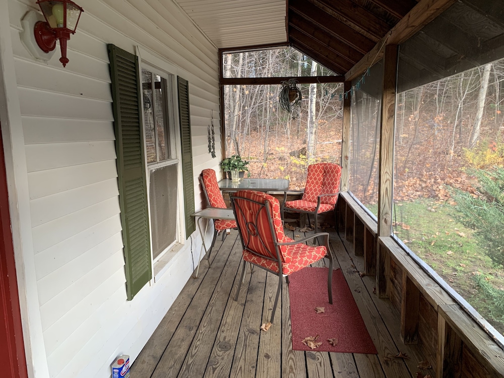 Carroll Motel & Cottages 28/42