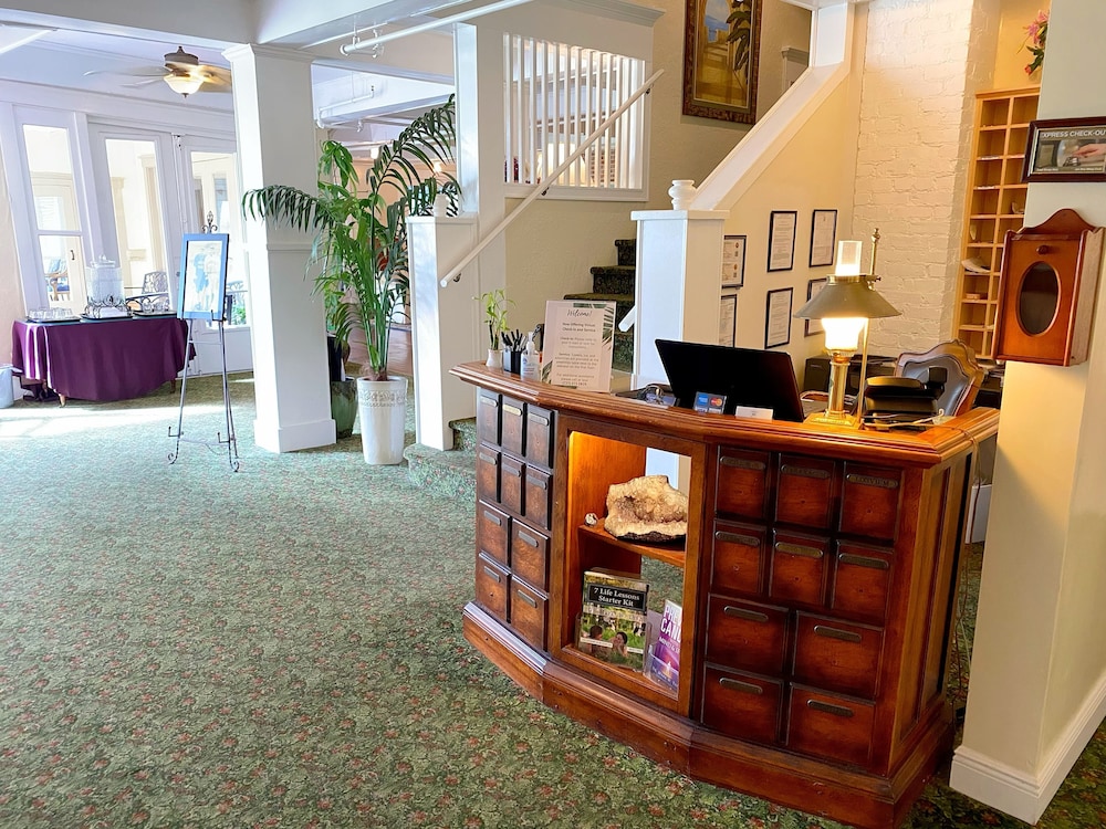 Crystal Bay Hotel 5/79