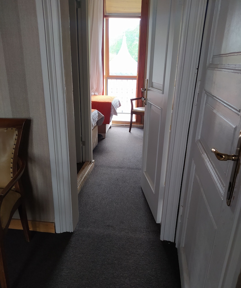 LE SAFRAN SUITE 31/50