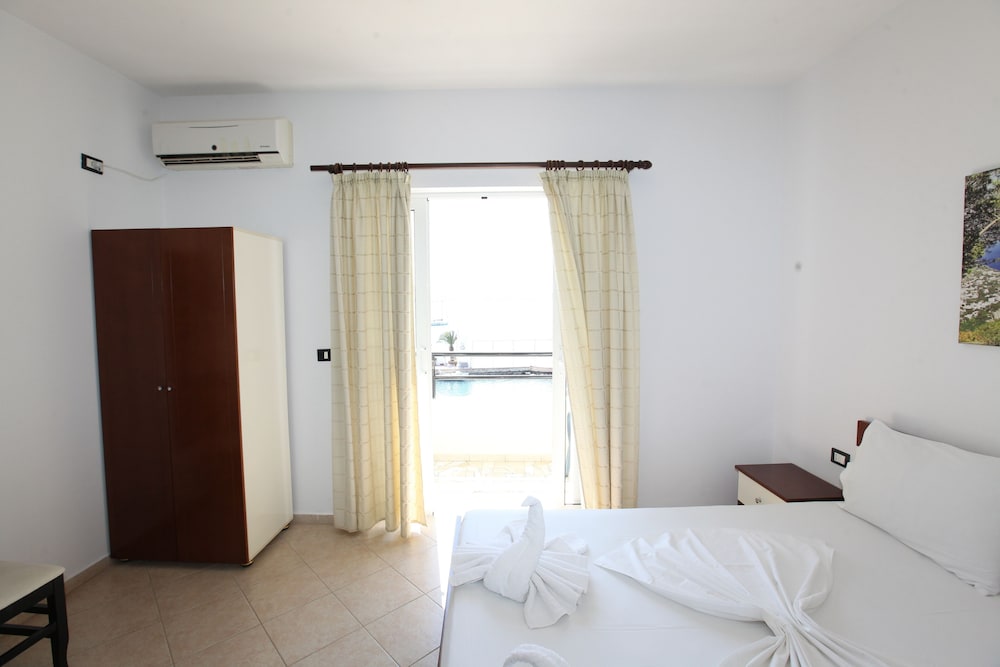 Hotel Real 21/57