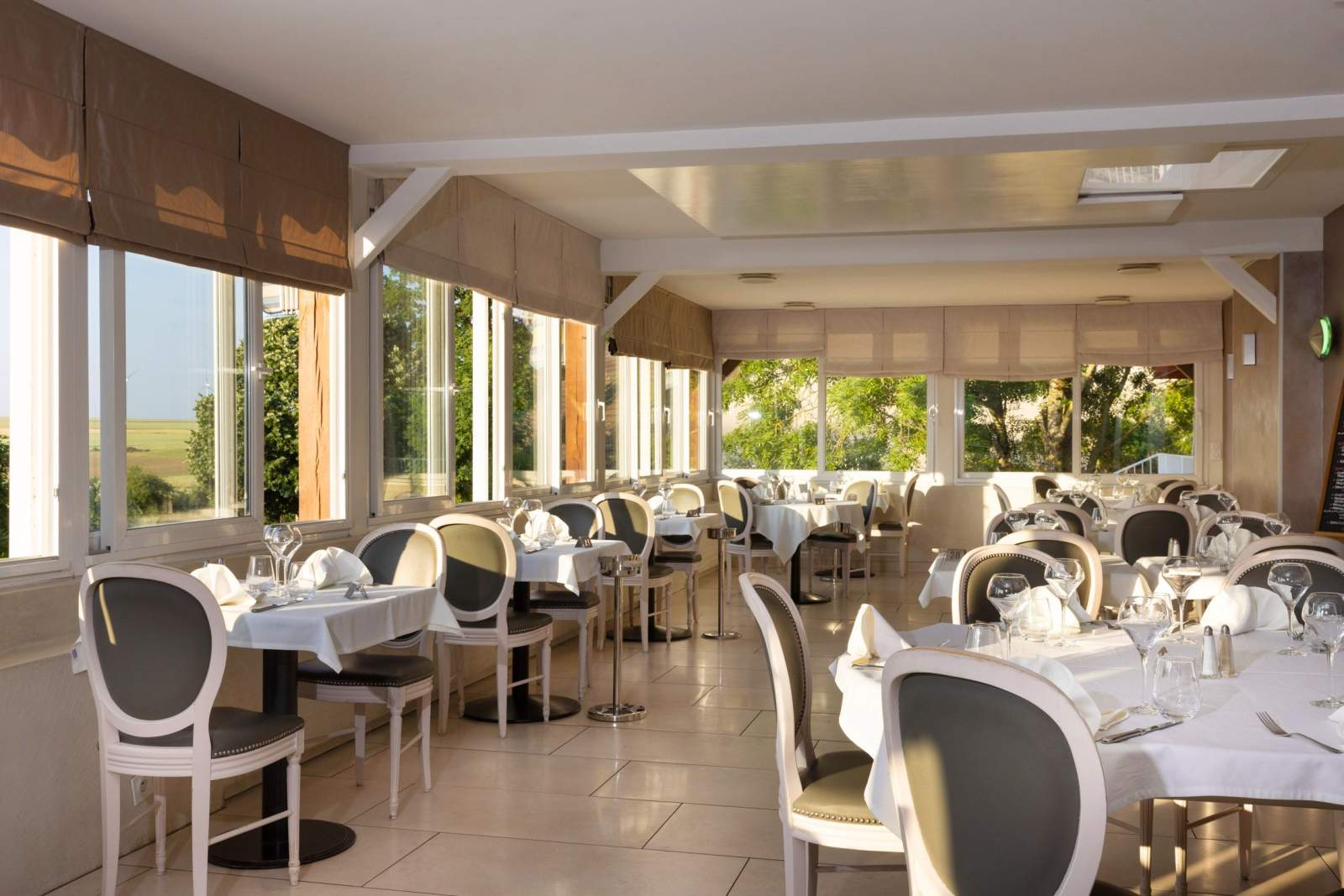 HOTEL LE VAL MORET 15/19