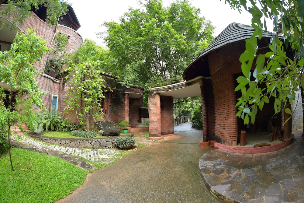 Grand Udawalawe Safari Resort 38/50