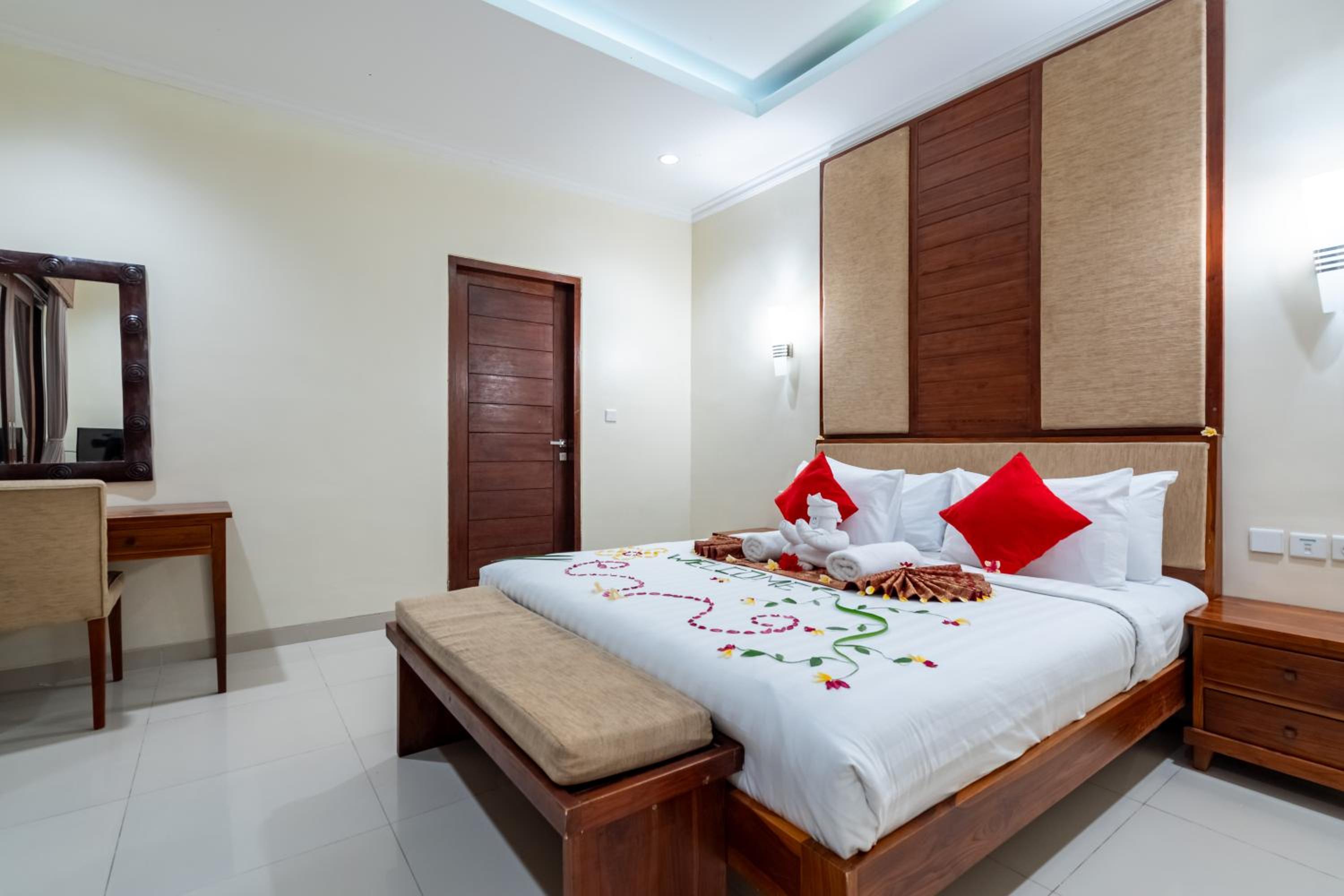 4 Bedrooms, Villa, Private Pool, De' Bharata Bali Villas Seminyak 9/10