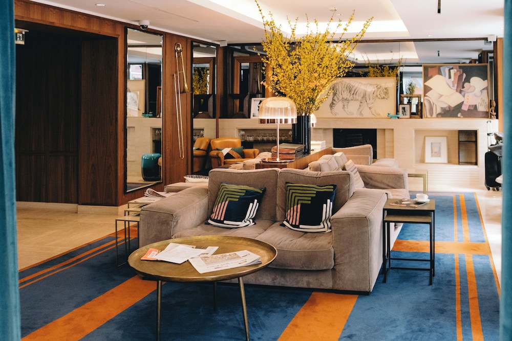 Hotel Eiffel Blomet 51/68