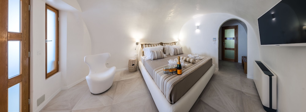 Elite Luxury Suites 22/50