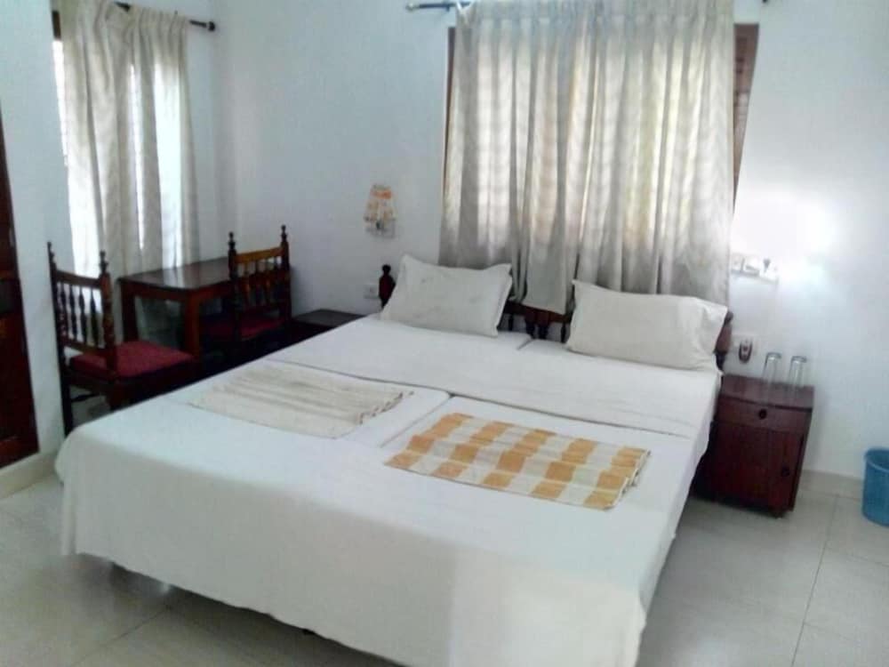 Beach Florra Inn 9/45