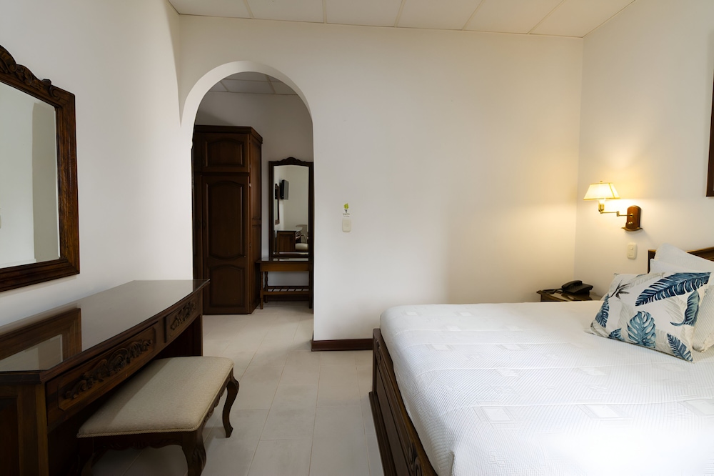 Gran Hotel Pereira 10/67