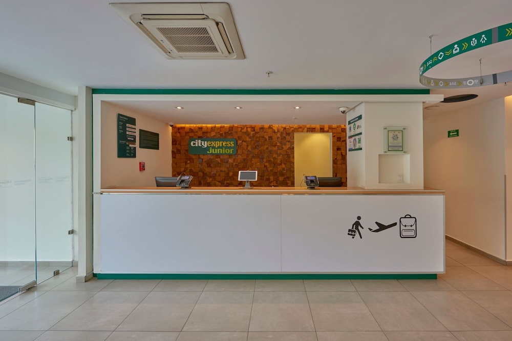 City Express Junior By Marriott Puebla Finsa 5/60
