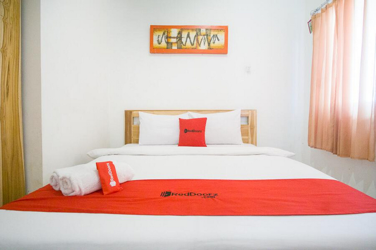 Reddoorz, Double Bed