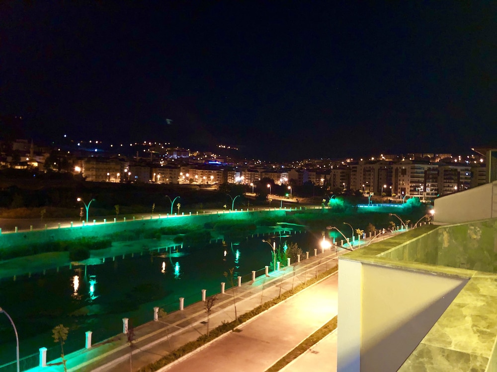 Kehribar Otel & Cafe Restaurant 41/50