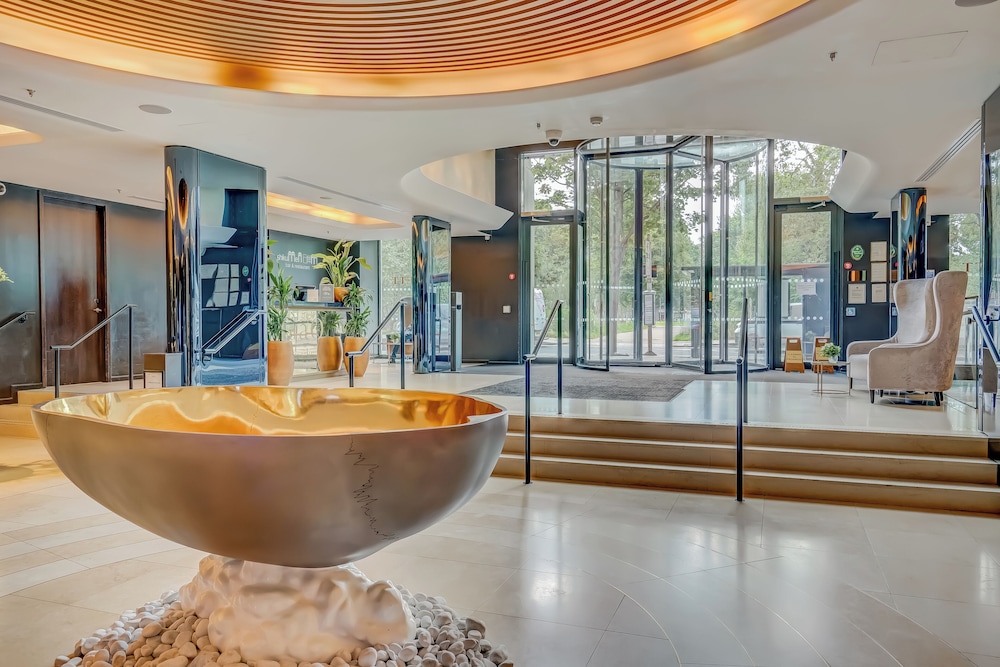 DAO by Dorsett West London 6/46