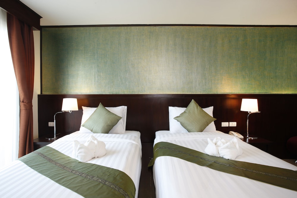 ORCHID RESORTEL 13/65