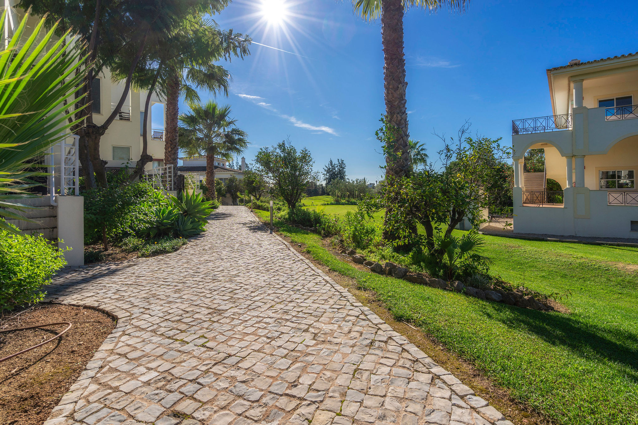 Colina Verde Golf Sports Resort 45/50