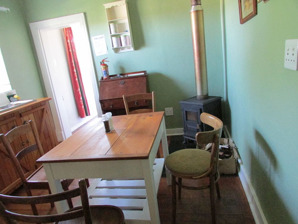 Absolute Leisure Cottages 22/41