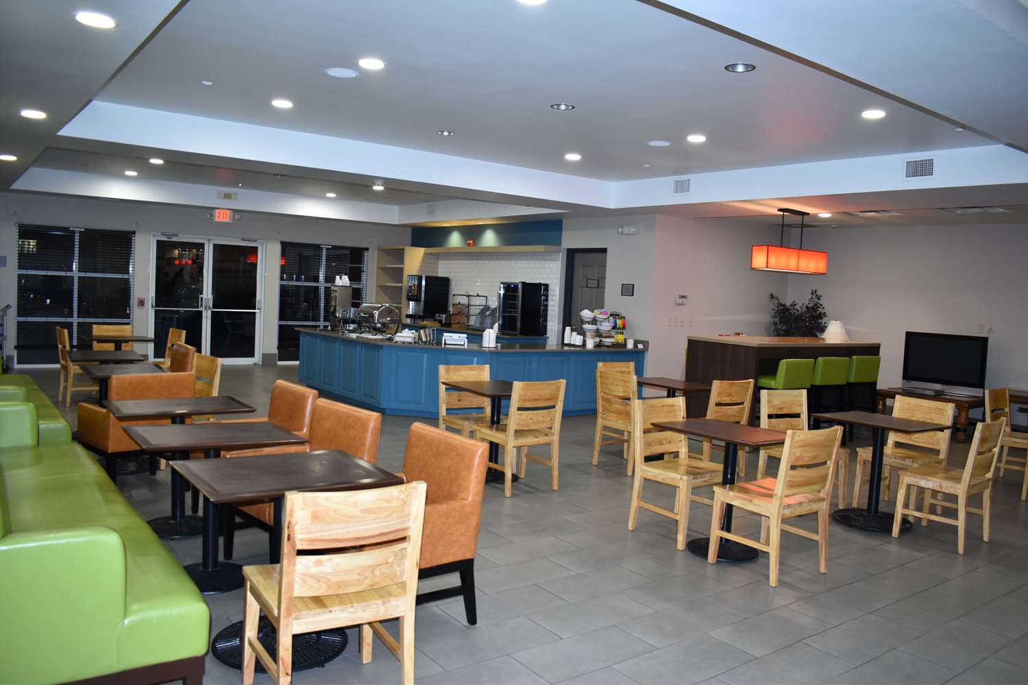 Country Inn and Suites By Radisson, Hagerstown, MD 36/39