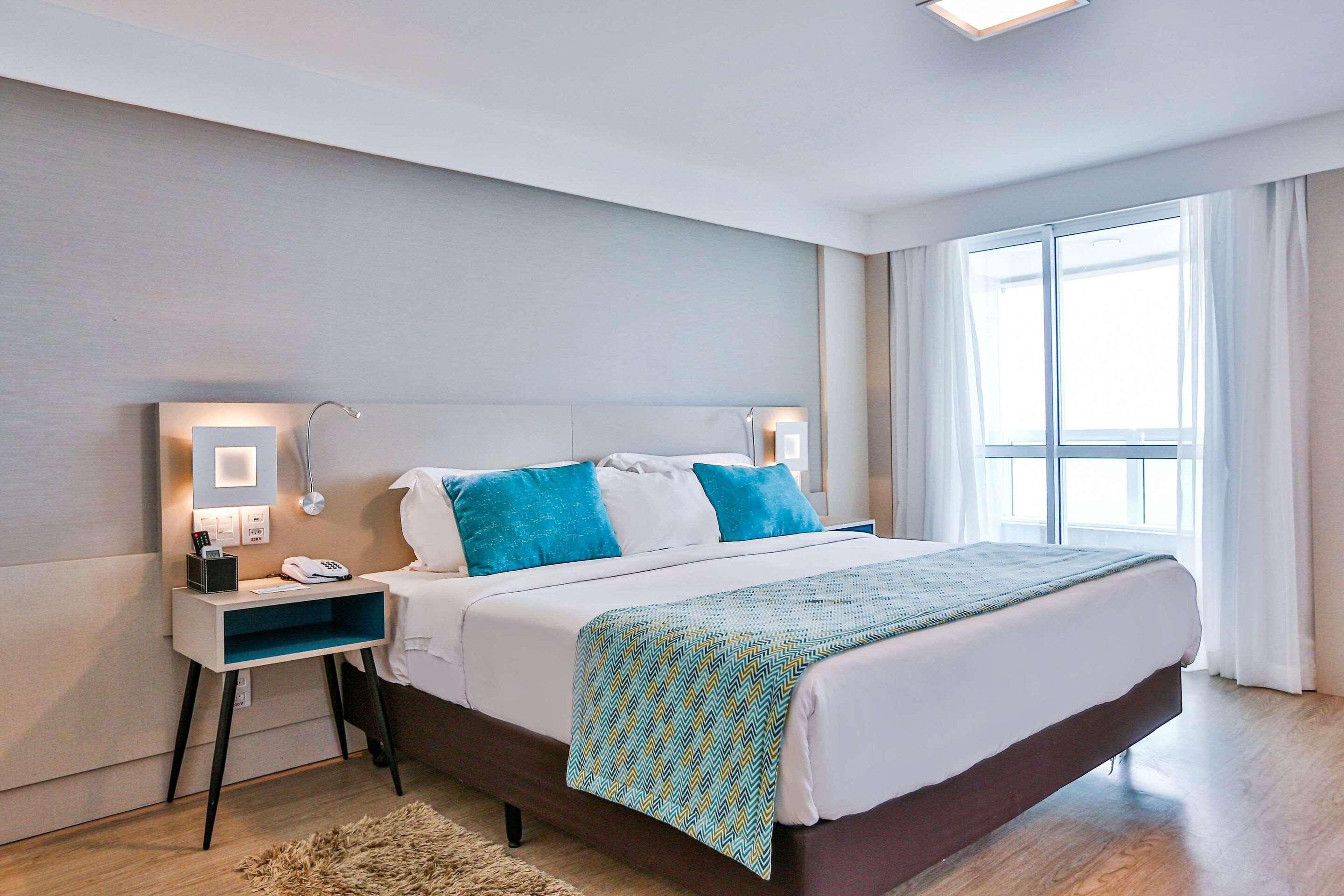 Suite, Queen Bed