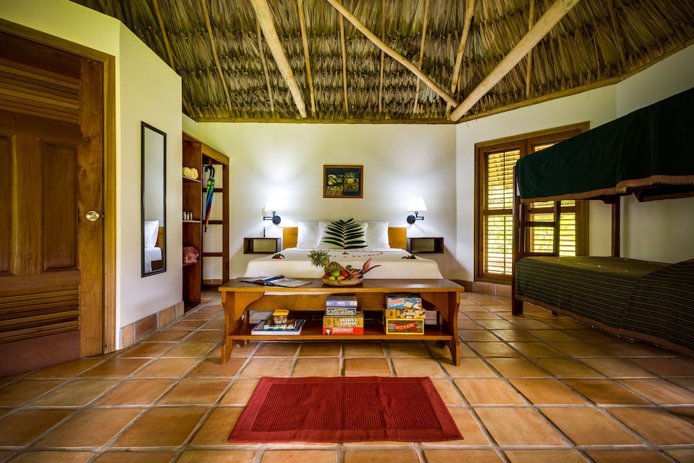 Tanager RainForest Lodge 35/64