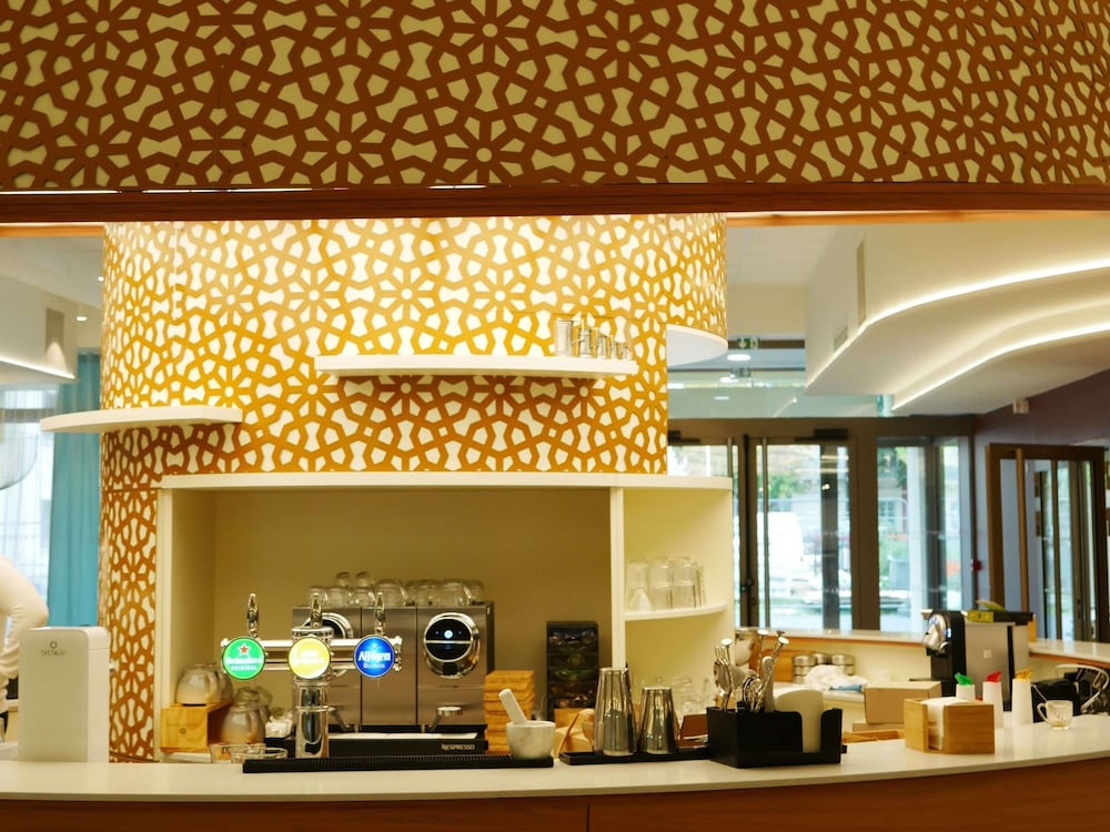 Mercure Vichy Thermalia 10/67