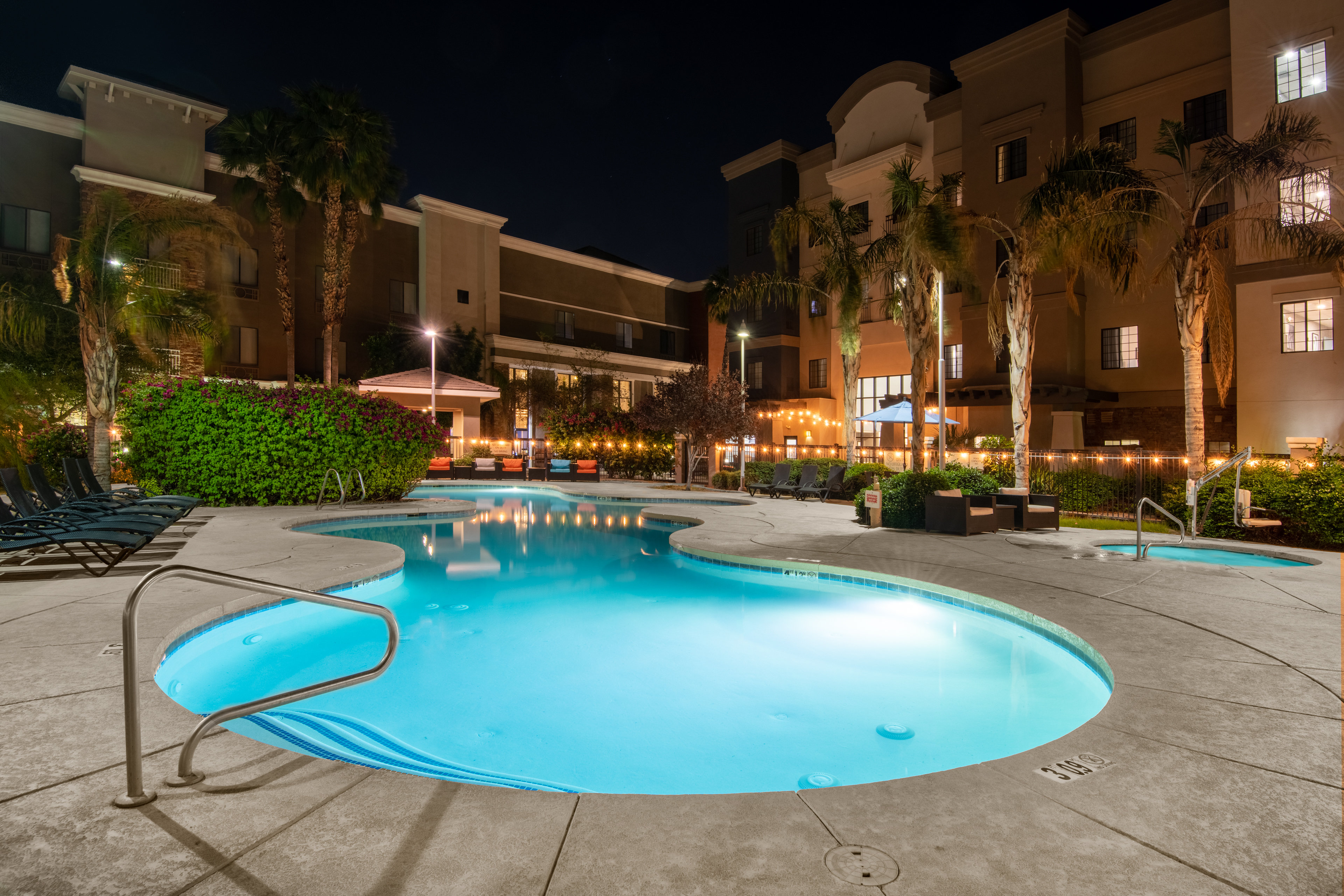 Staybridge Suites Phoenix-Glendale 64/65